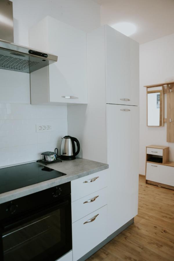 Apartman Nikola Gospic Exterior photo