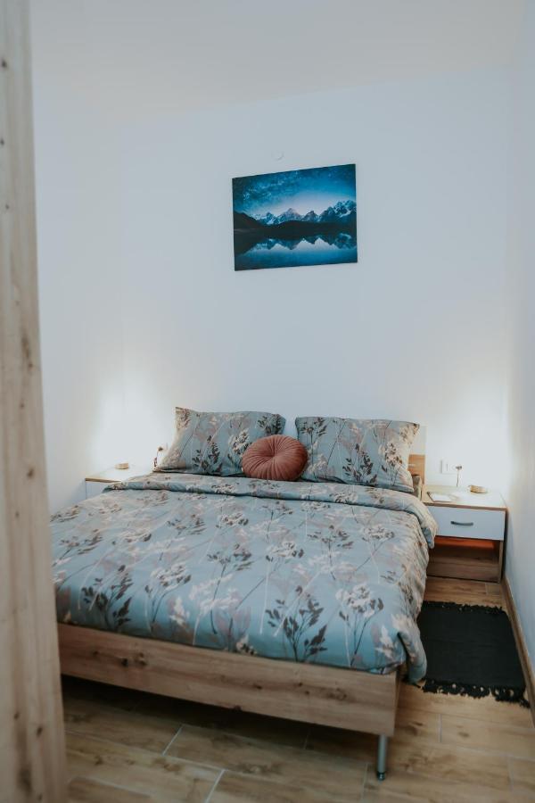 Apartman Nikola Gospic Exterior photo
