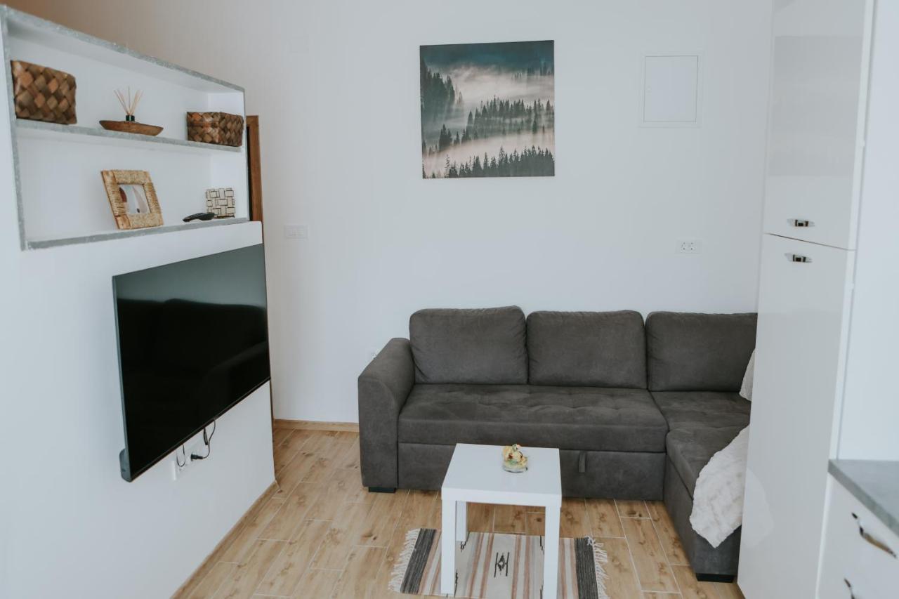 Apartman Nikola Gospic Exterior photo
