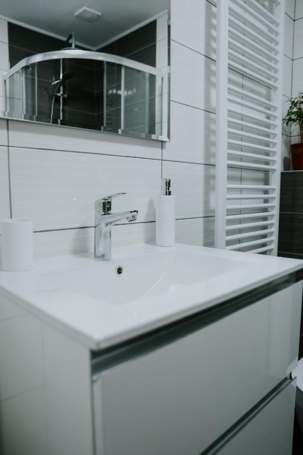 Apartman Nikola Gospic Exterior photo